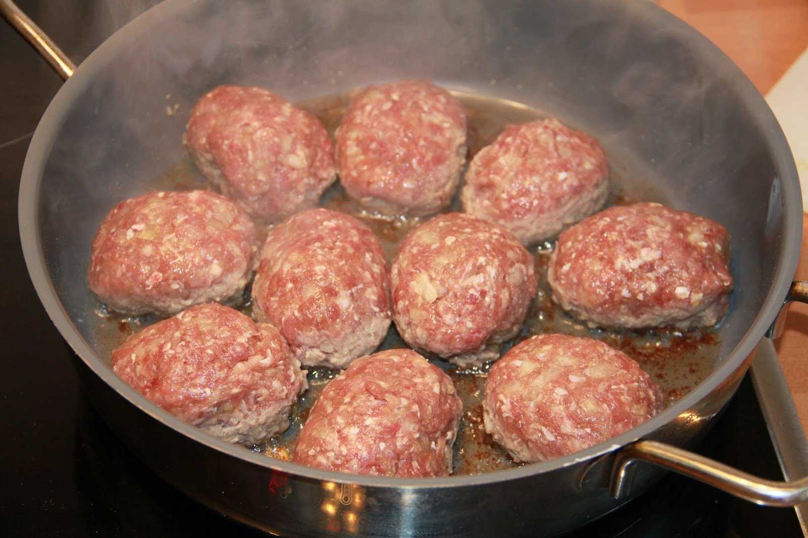 Котлеты из говяжьего фарша — 5 самых вкусных рецептов приготовления