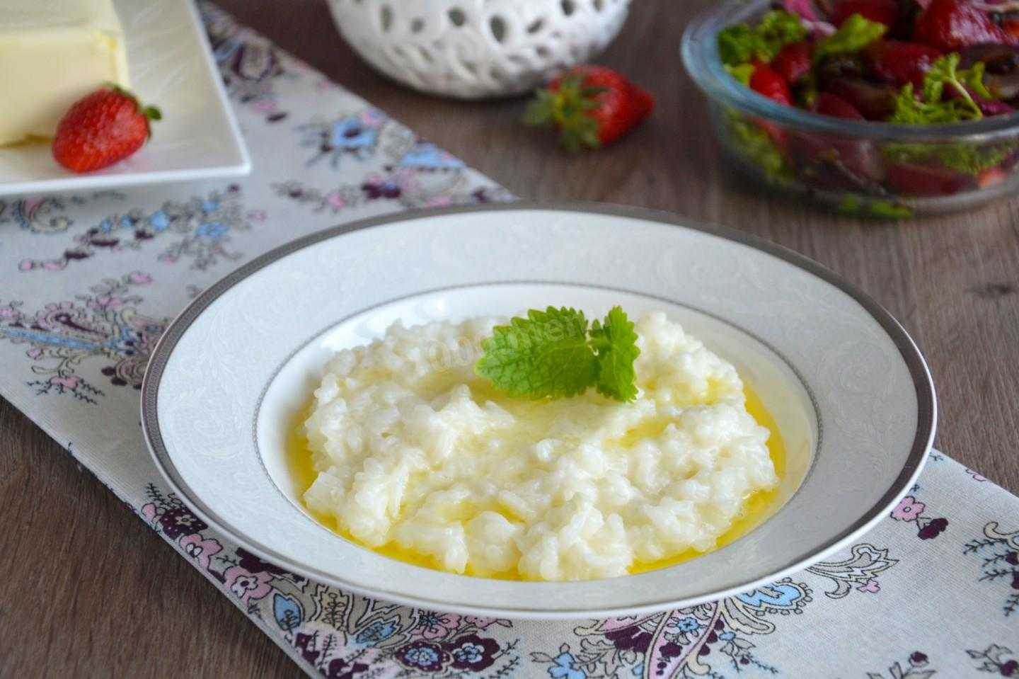 Вкусный рис на сковороде - 10  простых рецептов
