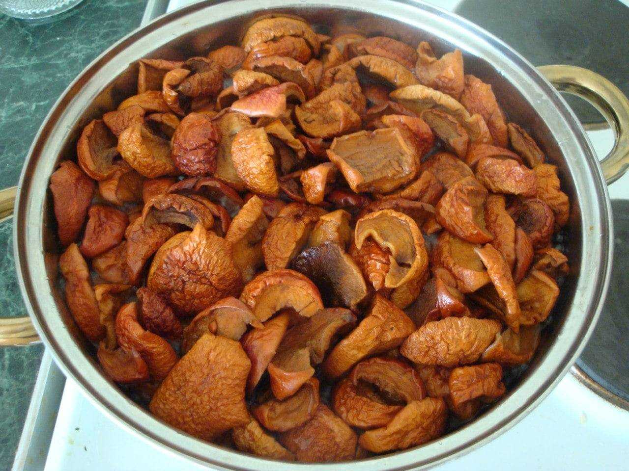 Как сварить вкусный компот из сухофруктов: простые рецепты