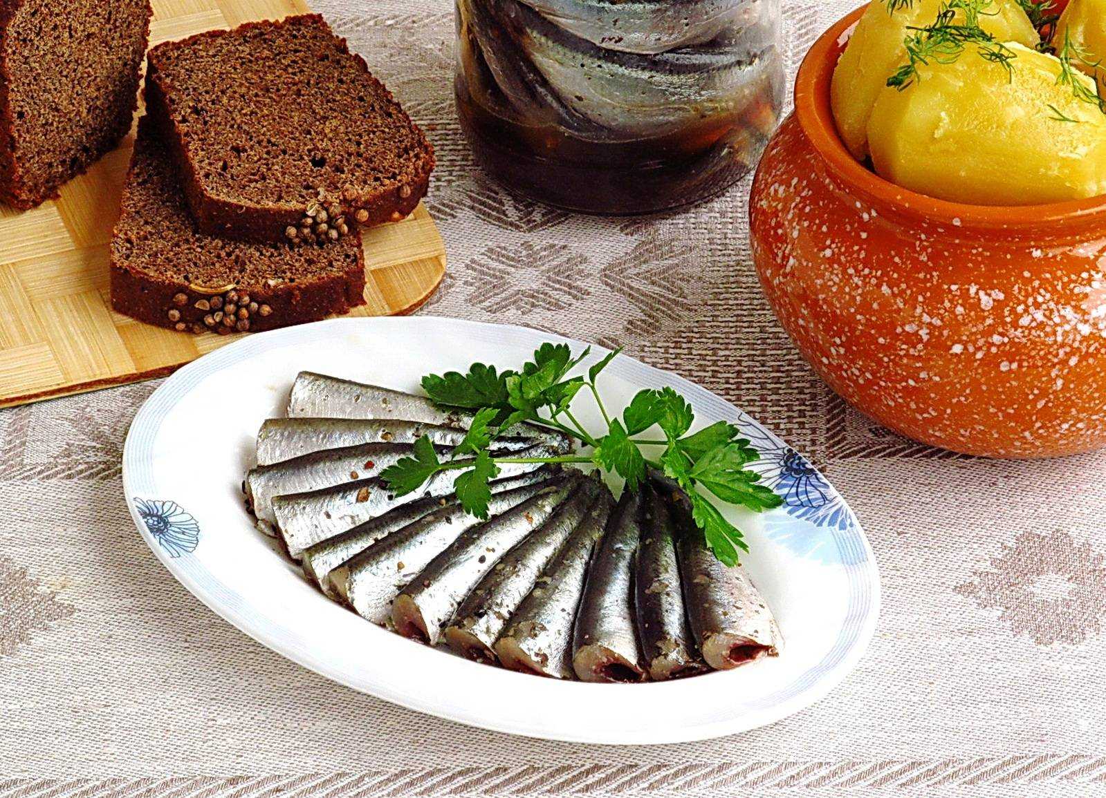 20 рецептов вкусных рыбных салатов на каждый день