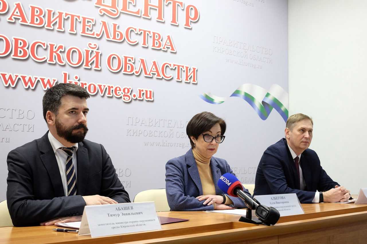Какие бренды косметики уходят с российского рынка