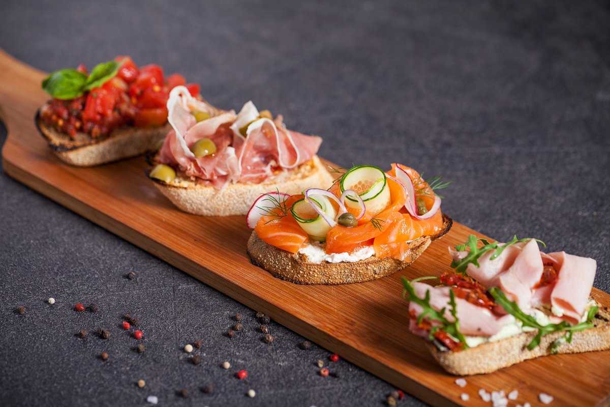 Вкусная итальянская брускетта: 25 рецептов лучшей домашней закуски — женские советы
