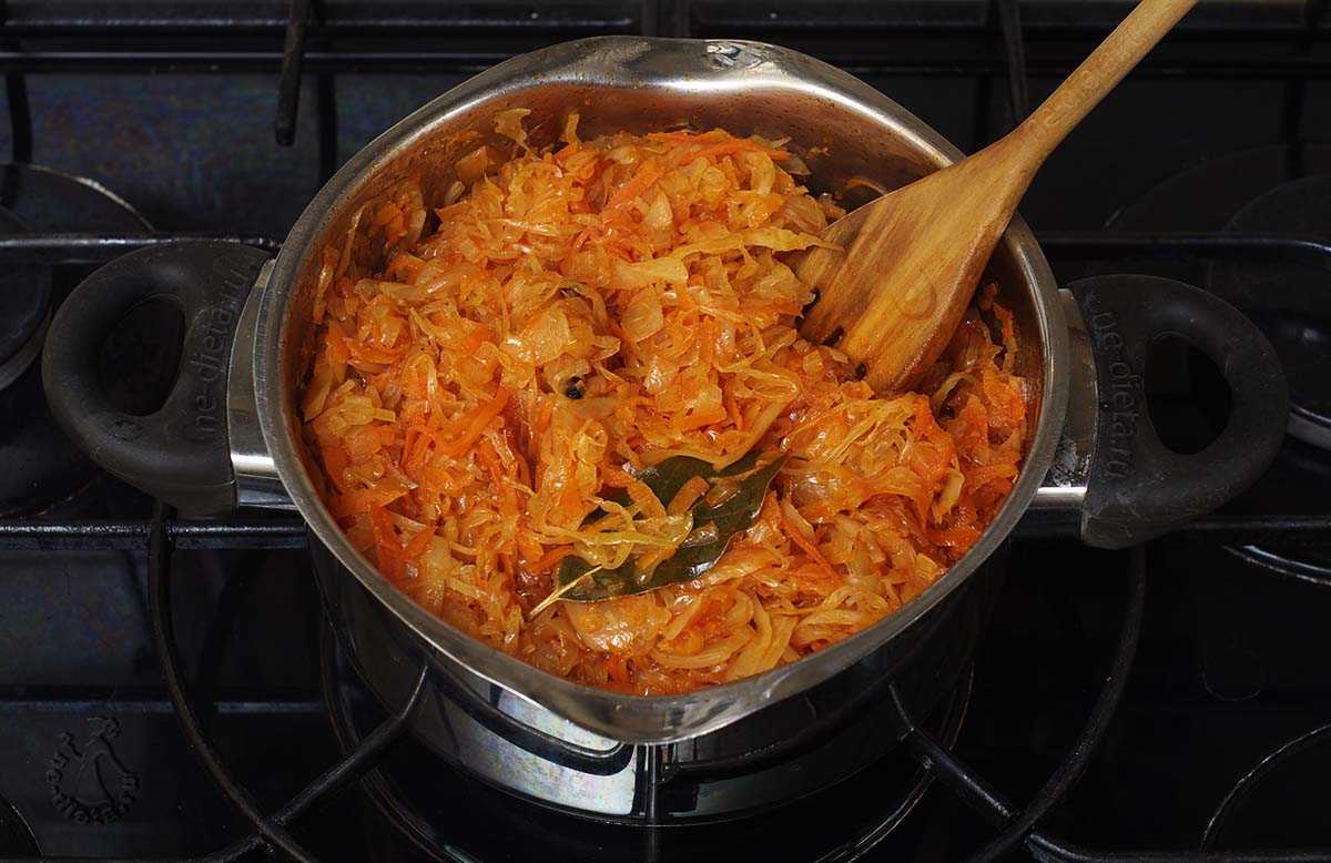Тушёная капуста "классическая" - очень вкусные рецепты           