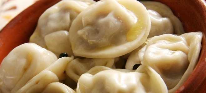 Как, в чем и сколько варить пельмени