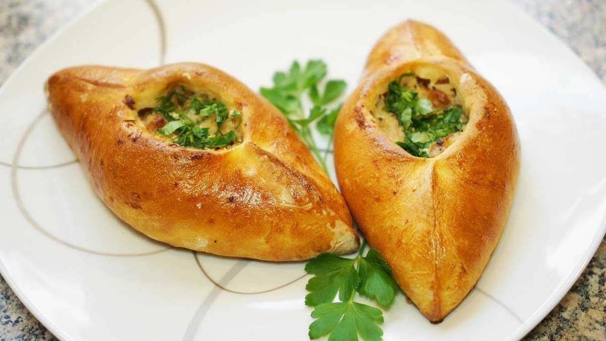 Пирог с сайрой и рисом: 7 простых рецептов