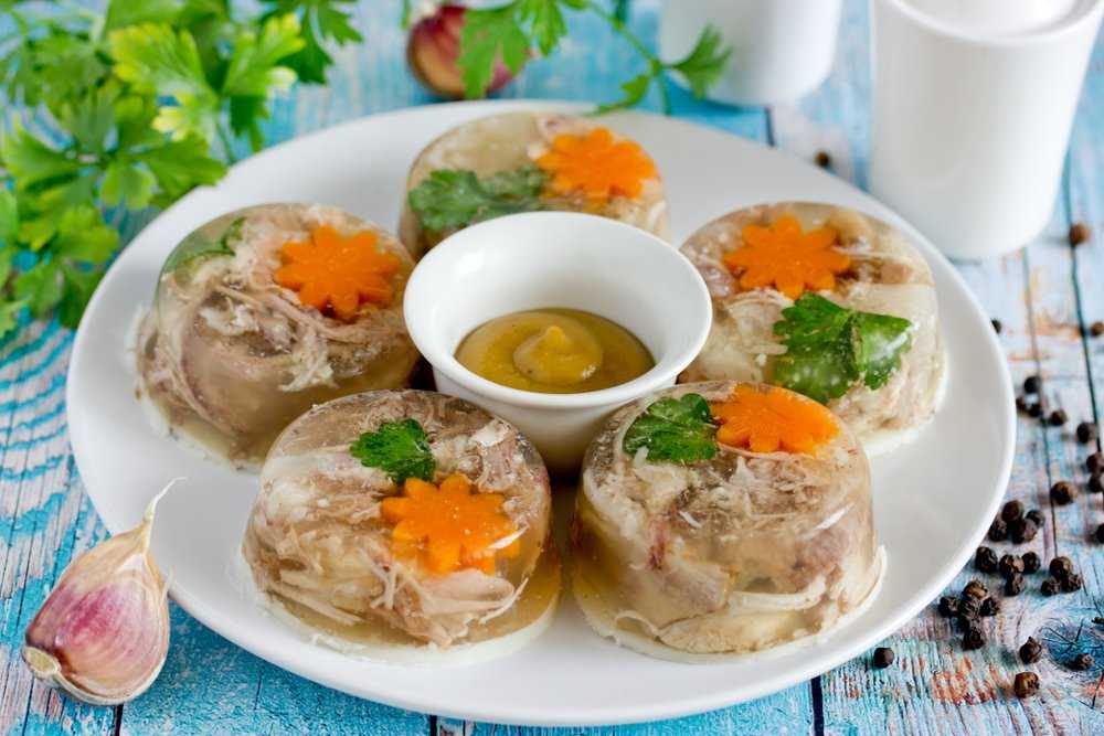 Холодец из курицы: рецепты приготовления прозрачного холодца с желатином и без