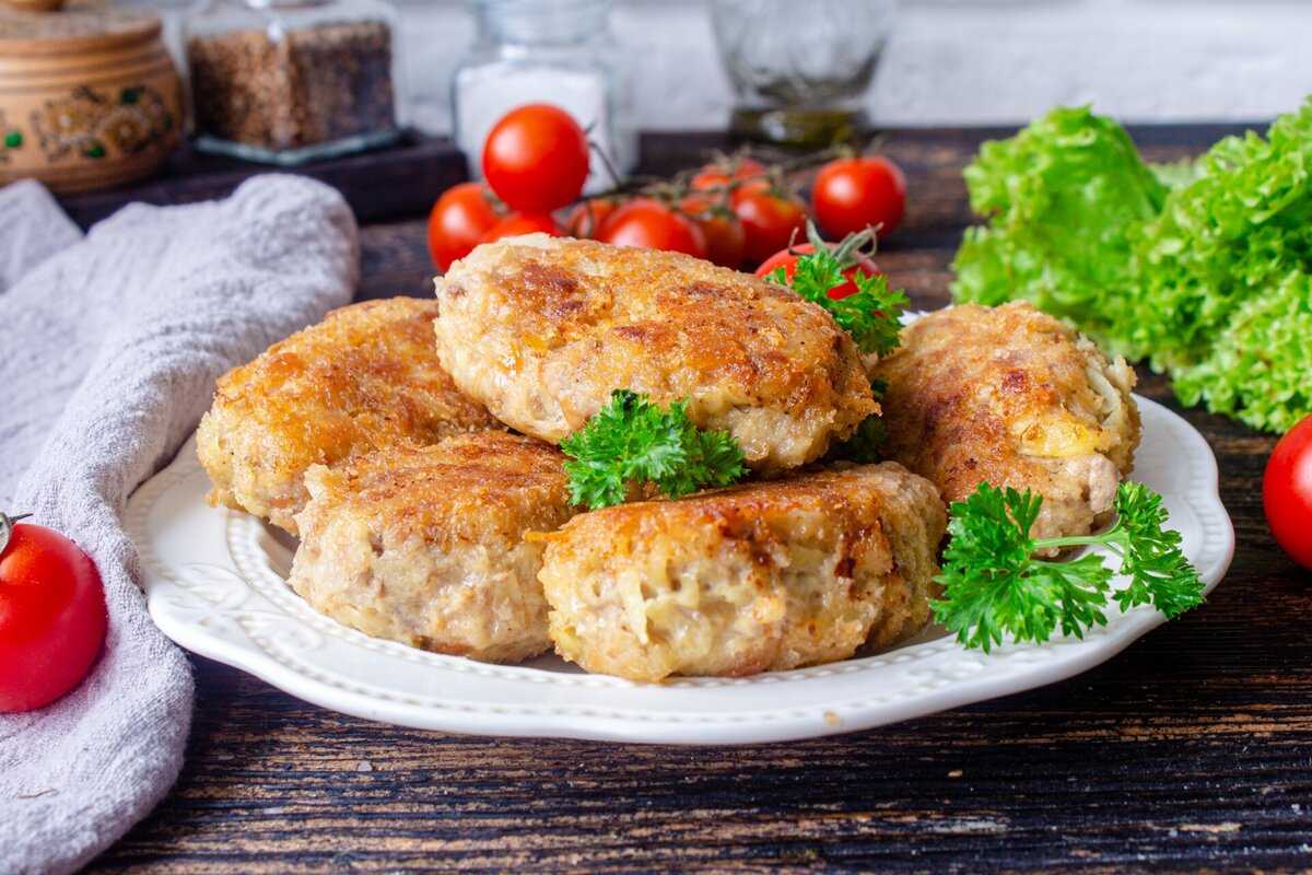 Куриные котлеты без хлеба - классический рецепт с фото