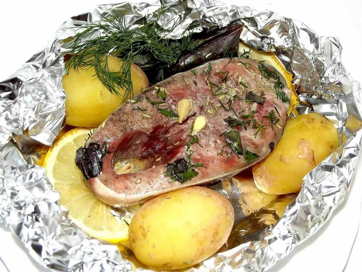 Как целиком приготовить карпа в духовке