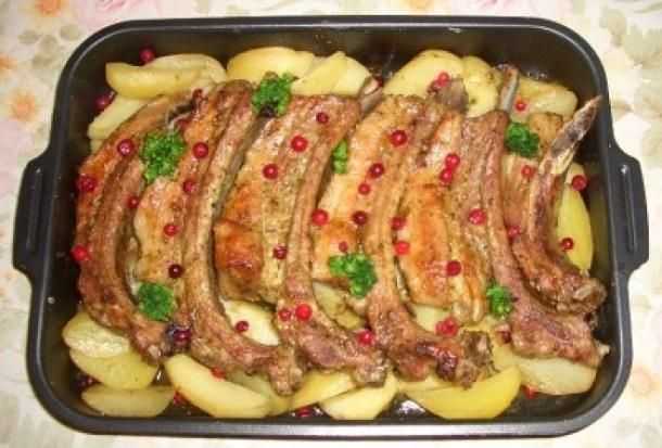 Бараньи ребрышки в духовке: рецепты с фото