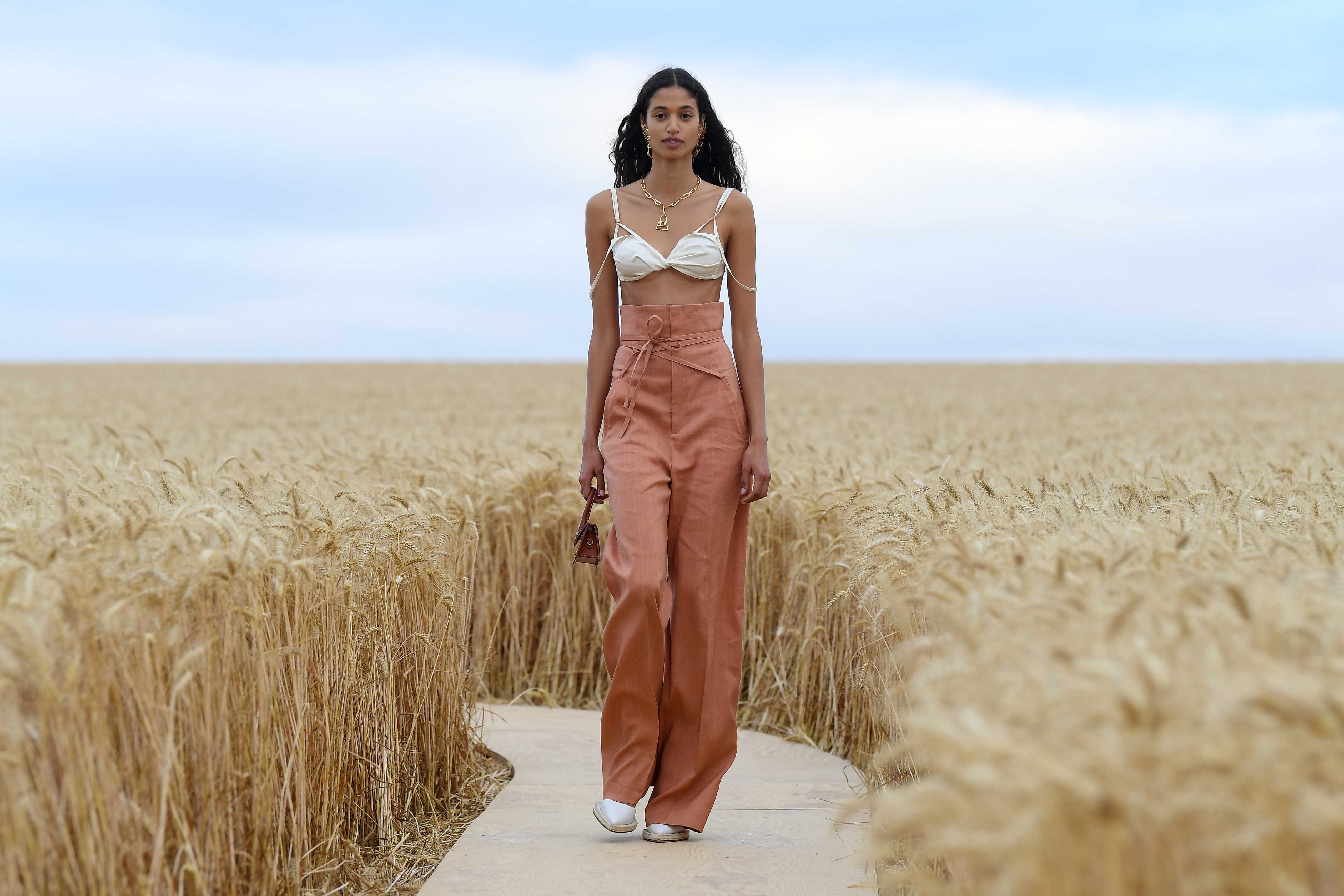 Jacquemus — главные фильмы, повлиявшие на стиль бренда