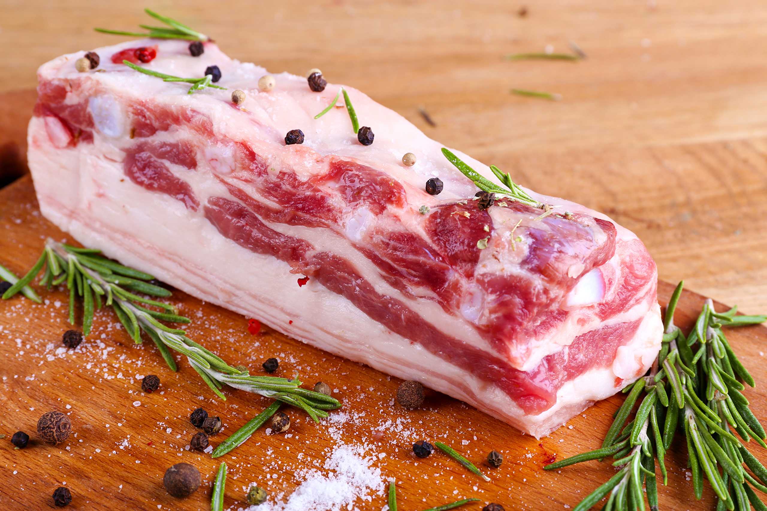 Калорийность сала, польза и вред продукта
