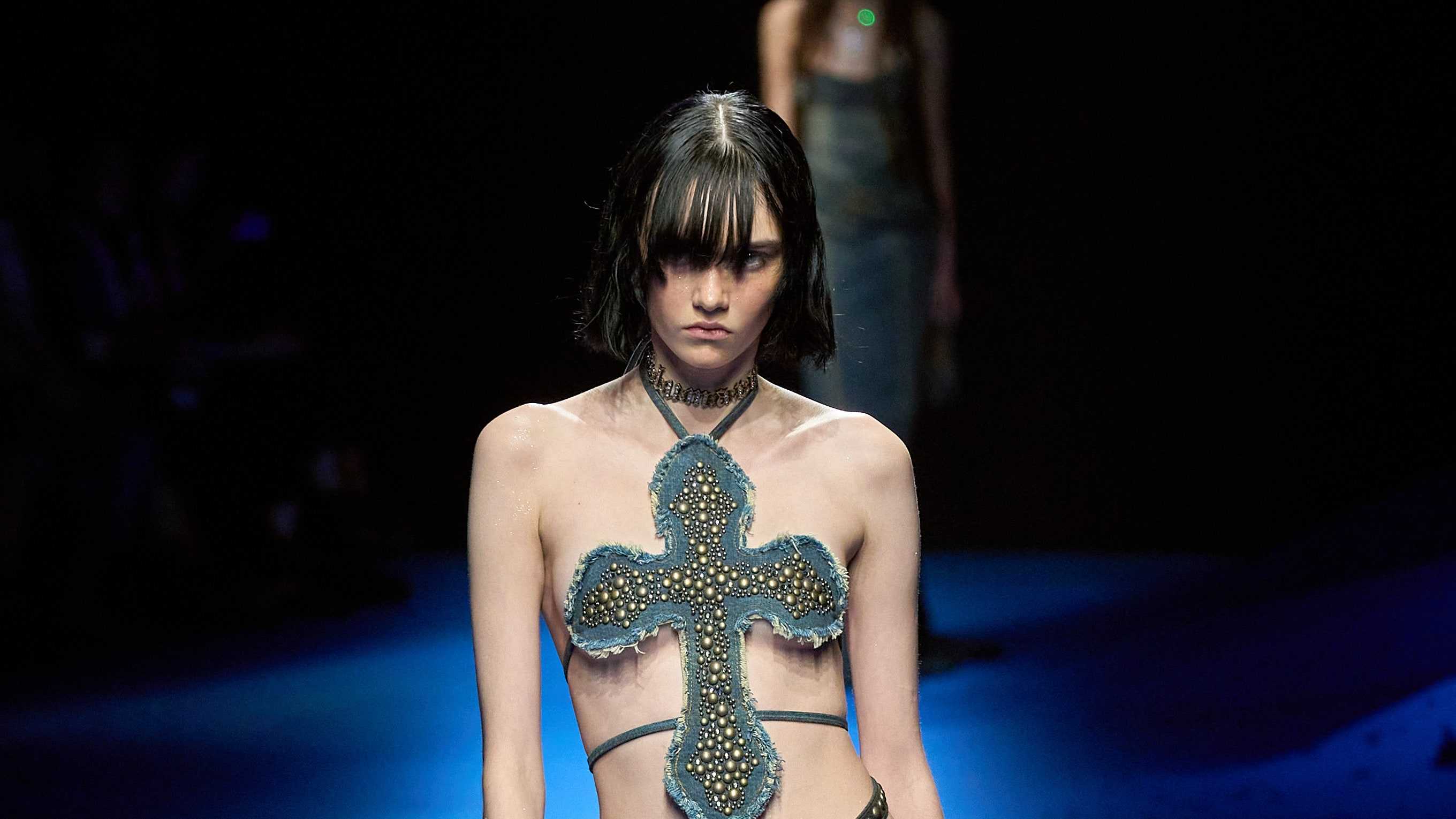 Недели женской моды fashion week осень-зима 2023/2024 в милане -