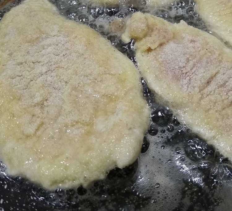 Шницель из индейки в духовке