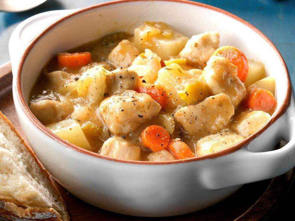 Жаркое в горшочках с курицей и картошкой в духовке – 6 пошаговых рецептов
